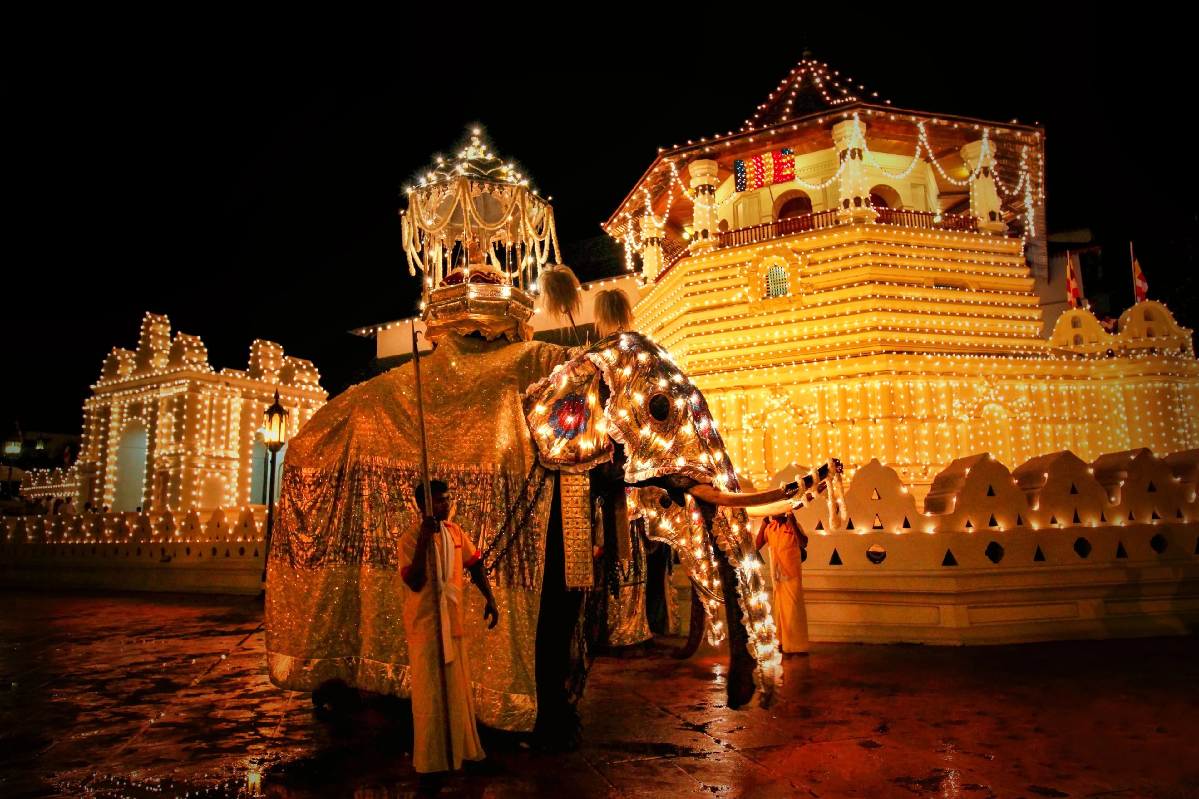 Kandy Esala Perahera